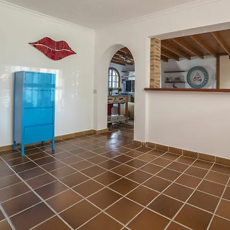 Frida Kahlo House Con Piscina Y Vistas Al Mar By Lightbooking