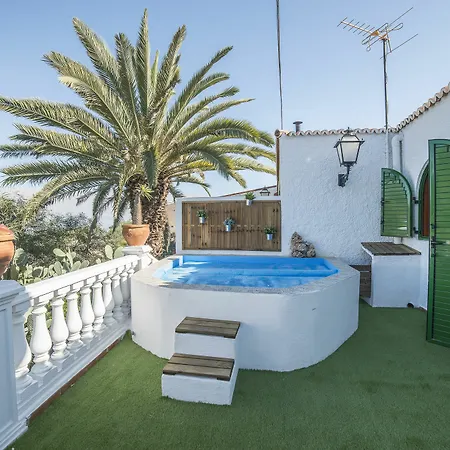 Frida Kahlo House Con Piscina Y Vistas Al Mar By Lightbooking